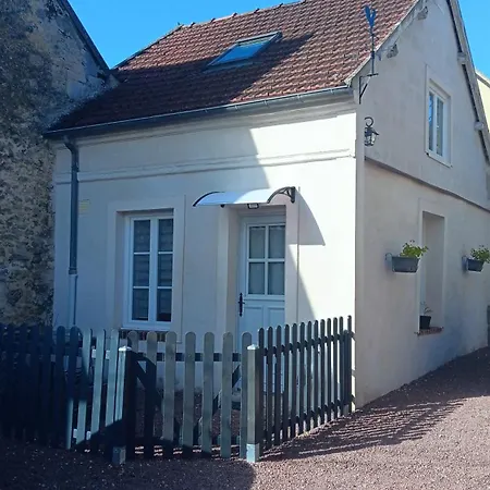 Au Nid Douillet بيت للعطل Gilocourt